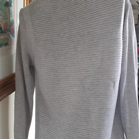 Hillary Radley Light‎ sweater - Picture 2 of 6